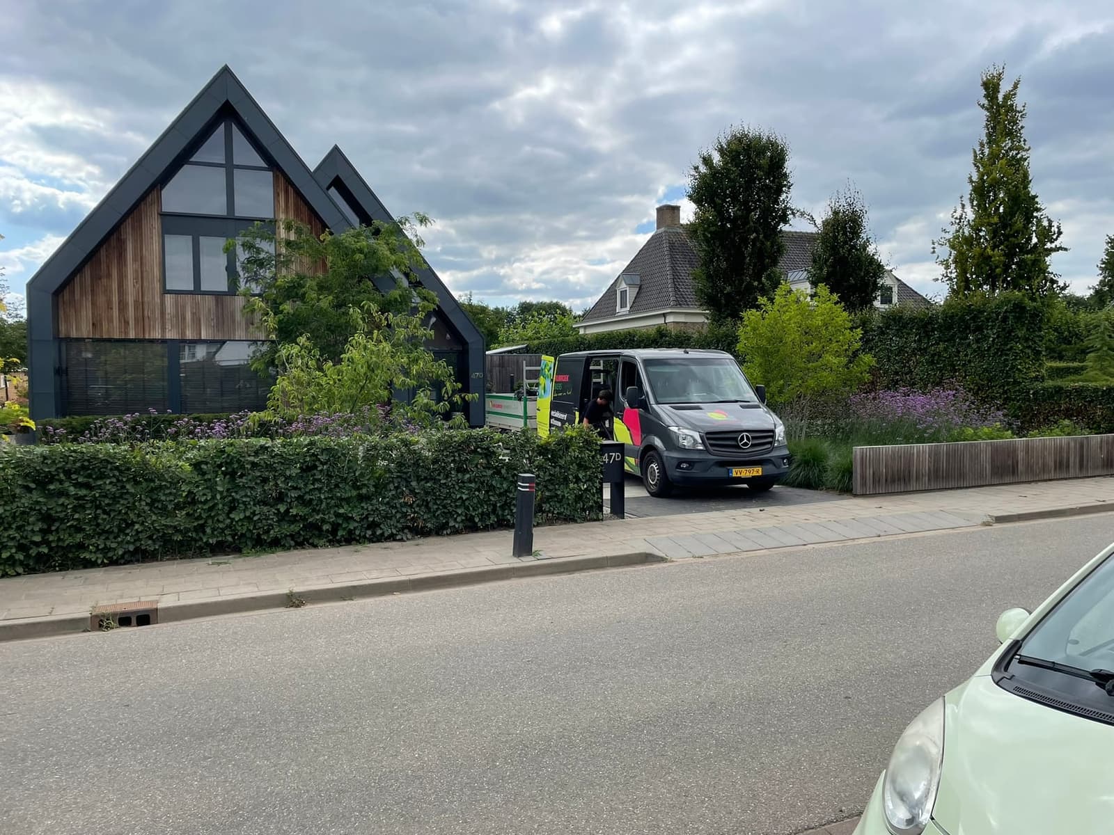 Aangelegde tuin in Heumen door Van Rijbroek Hoveniers — foto 12 van 13